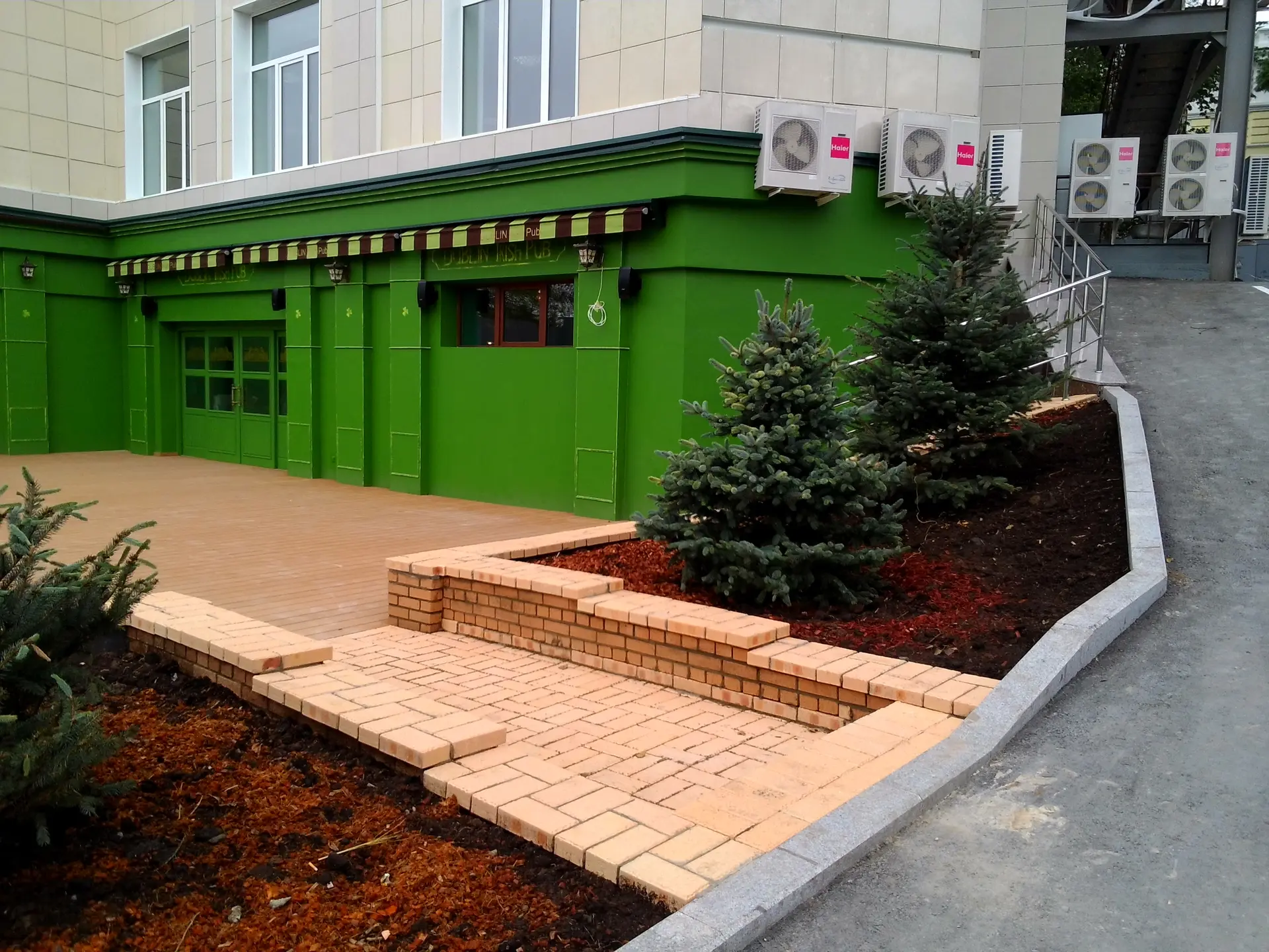 Ирландский  пивной бар в центре Владивостока, фото 2